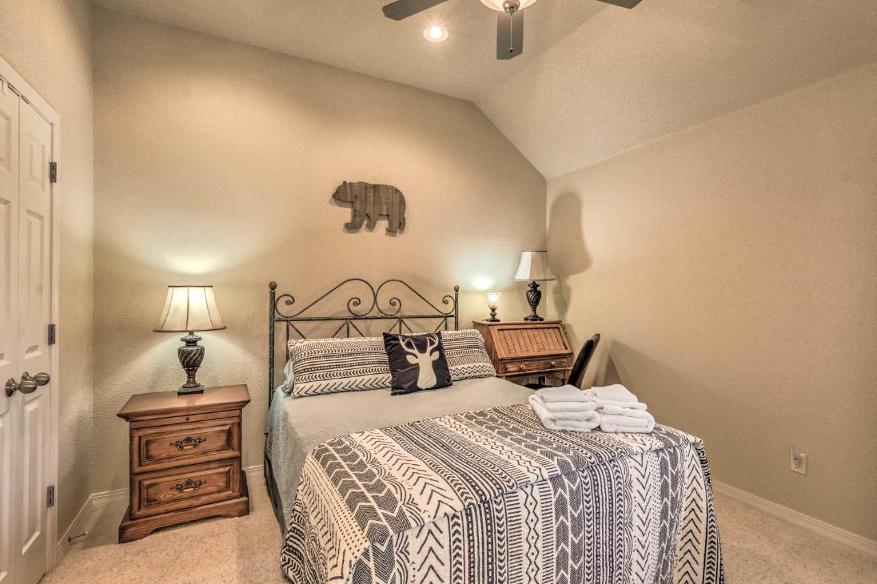 Roomy Ruidoso Retreat With Deck, Grill, And Mtn Views! Exterior photo
