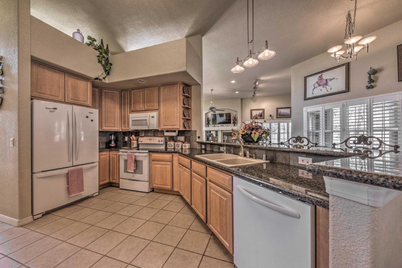 Roomy Ruidoso Retreat With Deck, Grill, And Mtn Views! Exterior photo