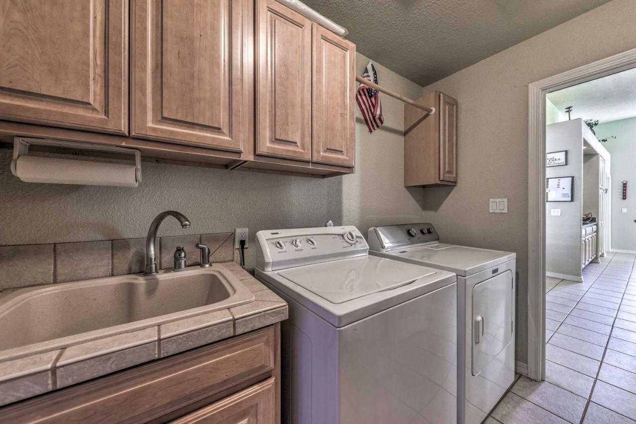 Roomy Ruidoso Retreat With Deck, Grill, And Mtn Views! Exterior photo